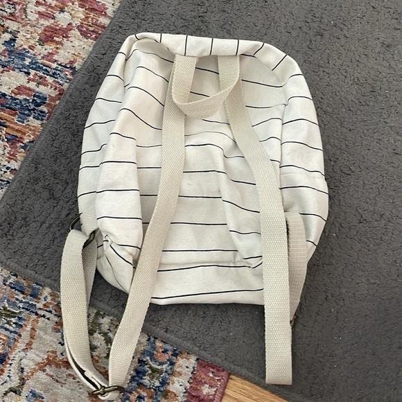 BILLABONG Mini Backpack - Picture 2 of 6